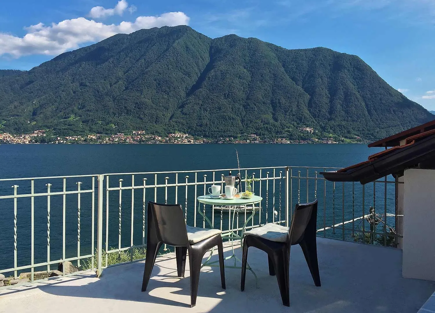 Felice Sul Lago Sala Comacina