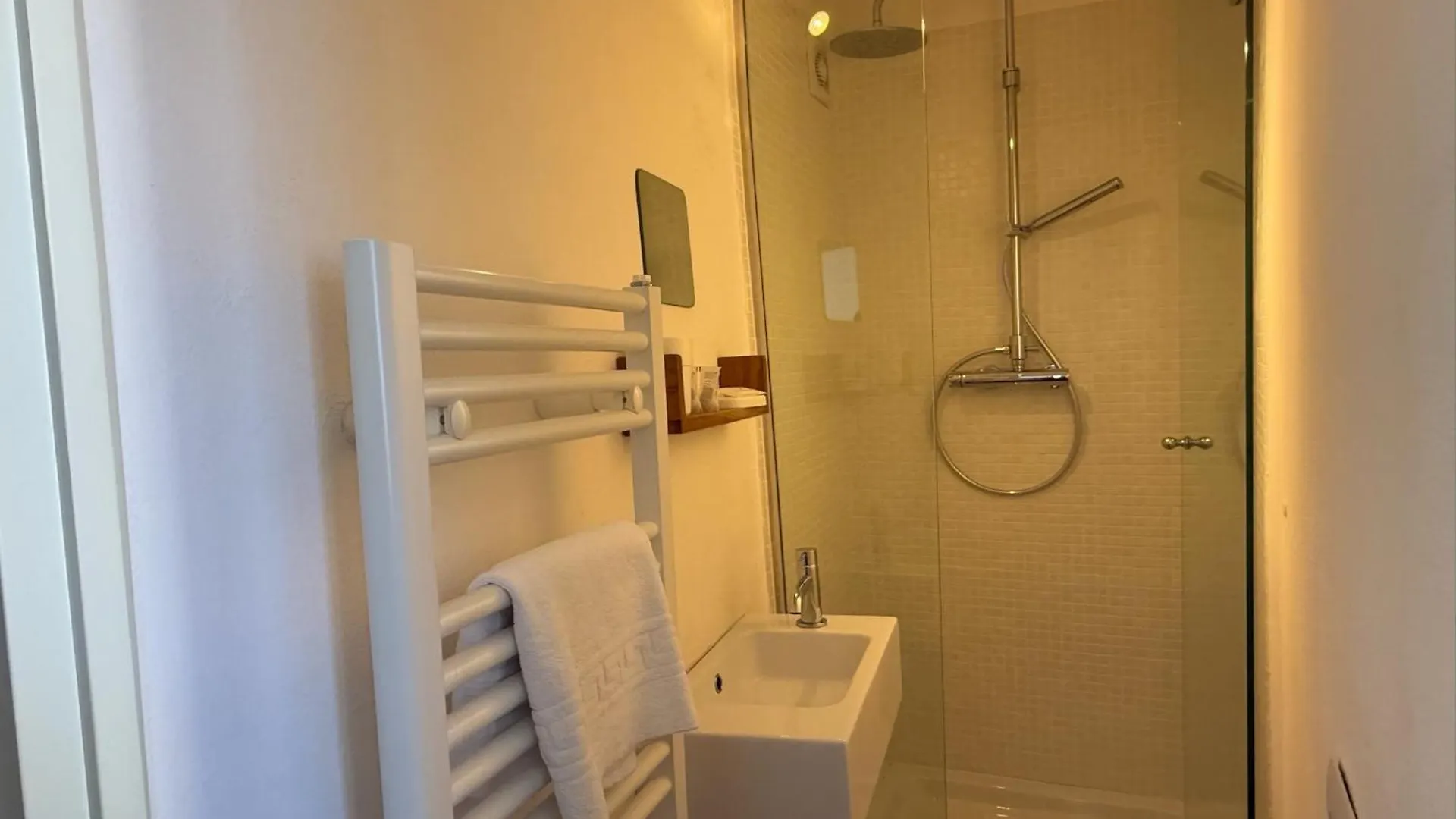 Vakantiehuis Felice Sul Lago Sala Comacina Italië
